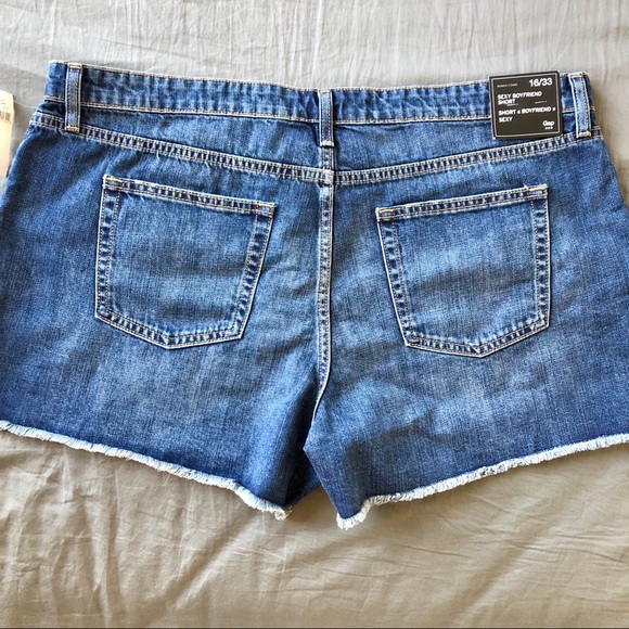 Gap Size 16 Sexy Boyfriend Cutoff Jean Shorts - Picture 3 of 5